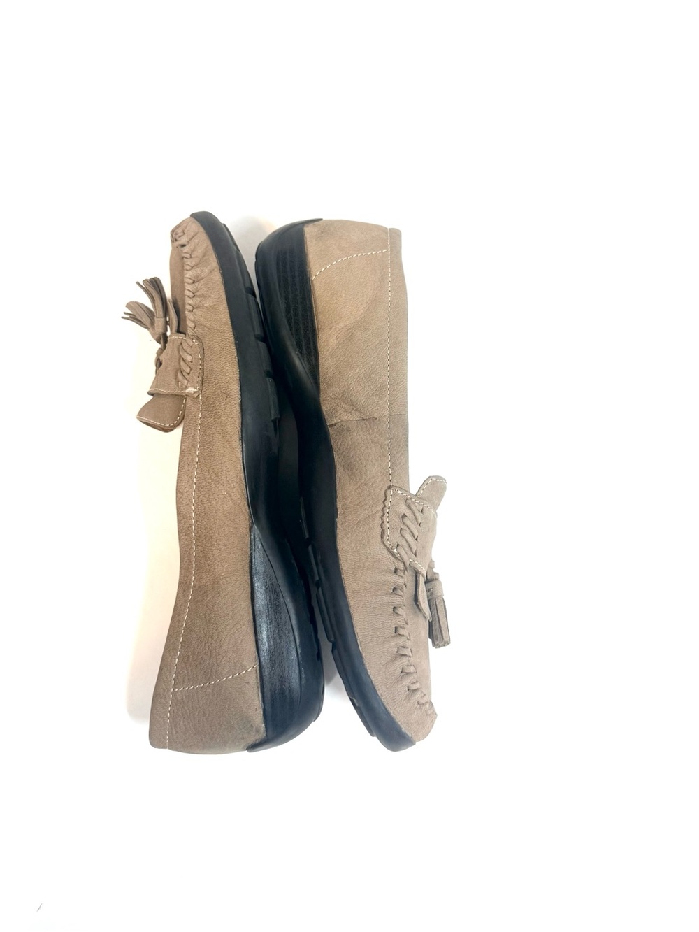 Naturalizer Taupe Suede Tassel Moccasin Style Loafers 9.5